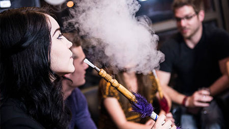 Shisha inhaled can equal 100 cigarett
